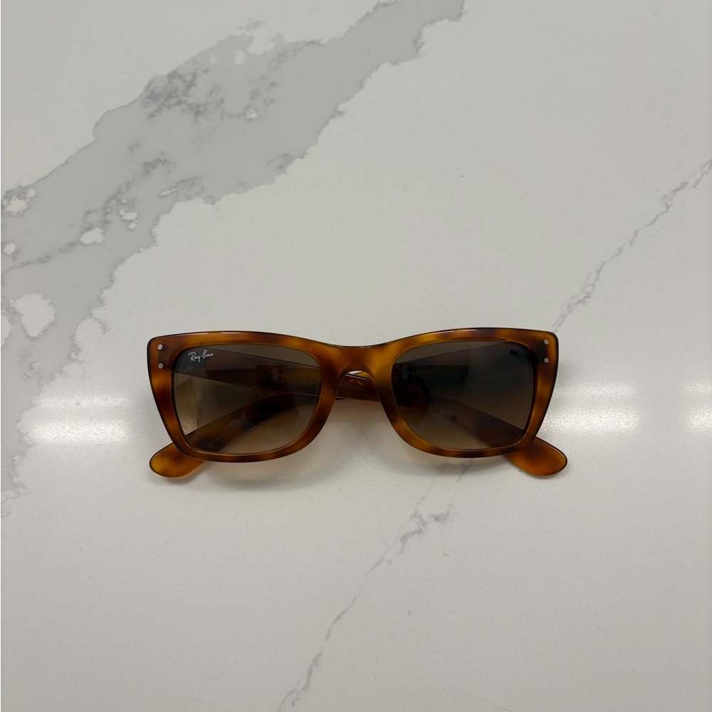 Ray-Ban Amber Sunglasses